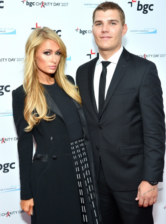 Paris Hilton i Chris Zylka  na gali BGC Partners Charity Day 2017
