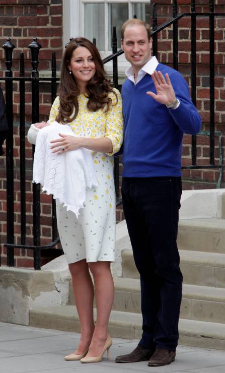 Książę William i księżna Kate po wyjściu ze szpitala  św. Marii, 2.05