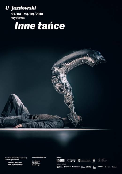 Plakat wystawy Inne tańce w CSW Zamek Ujazdowski