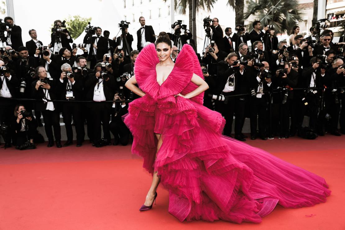 Cannes 2018: Deepika Padukone w sukni Ashi Studio Couture na premierze filmu "Ash Is The Purest White (Jiang Hu Er Nv)"