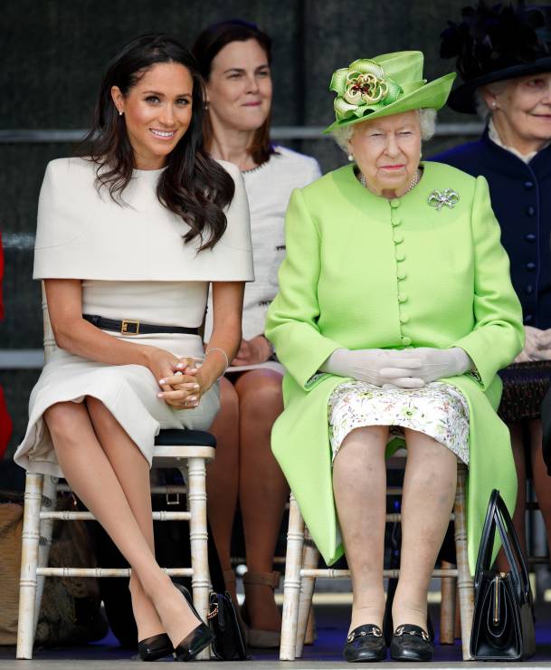 Meghan Markle i królowa Elżbieta II podczas wizyty w Chesire, 14.06.2018.