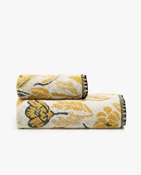 Ręczniki w kwiatowy wzór i z szydełkowym brzegiem, 89,90 zł