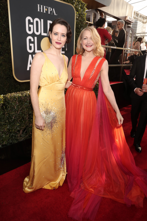 Złote Globy 2019: Claire Foy (w sukni Miu Miu) i Patricia Clarkson