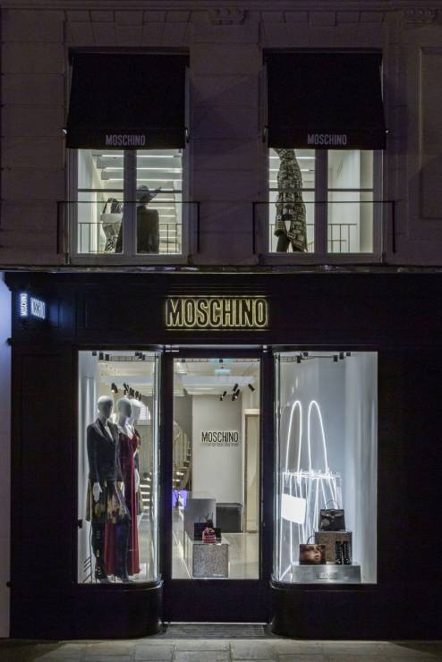 Nowy butik Moschino w Paryżu