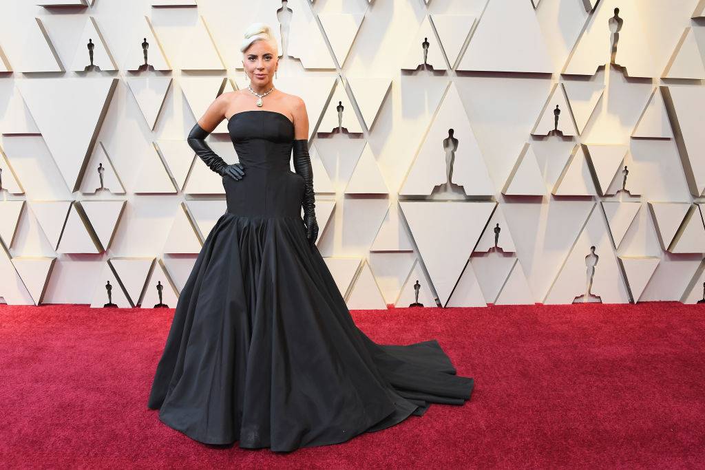 Oscary 2019: Lady Gaga w czarnej sukni
