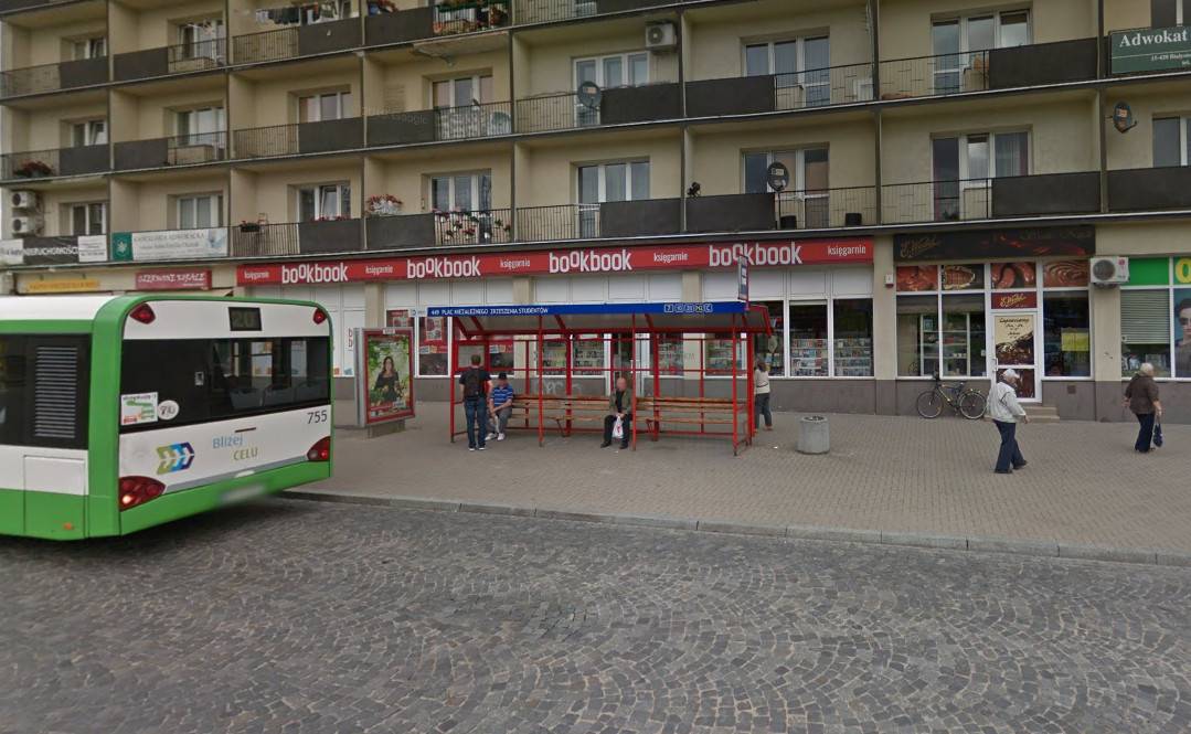 Przystanek autobusowy na Placu NZS w Białymstoku, stan obecny
