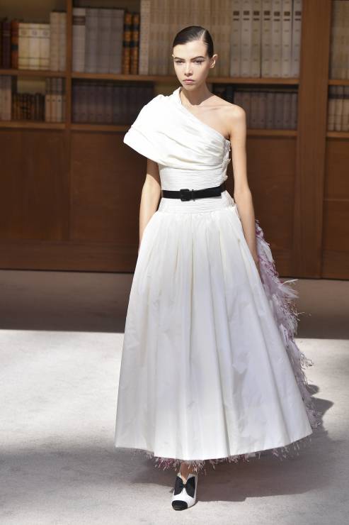 Suknia ślubna Chanel