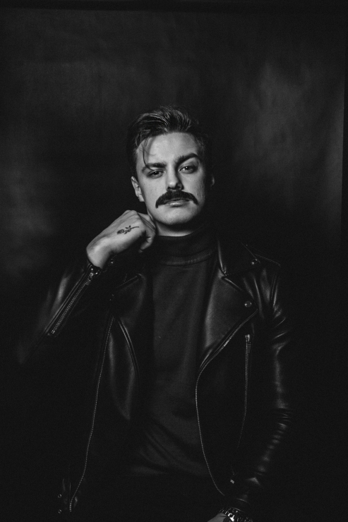 Rafał Jonkisz w akcji Movember.