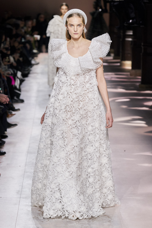 Suknie ślubne 2020: haute couture