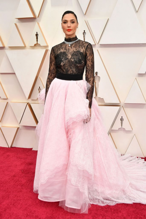 Oscary 2020: Gal Gadot w sukni Givenchy