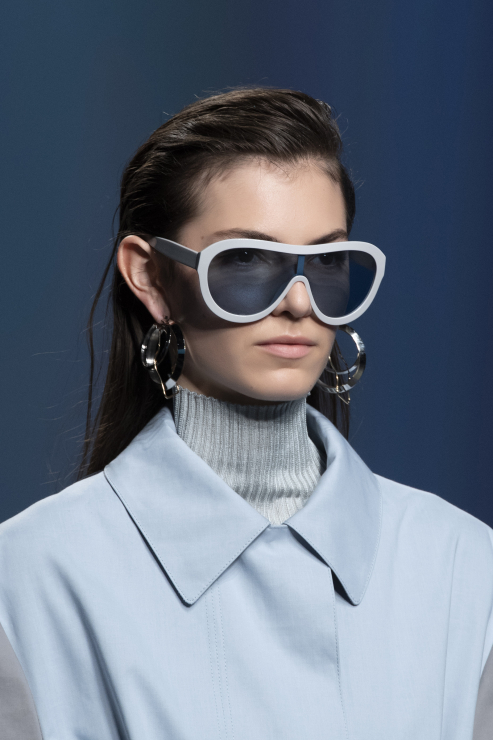 Okulary przeciwsłoneczne z filtrem Hugo Boss, trendy wiosna lato 2020
