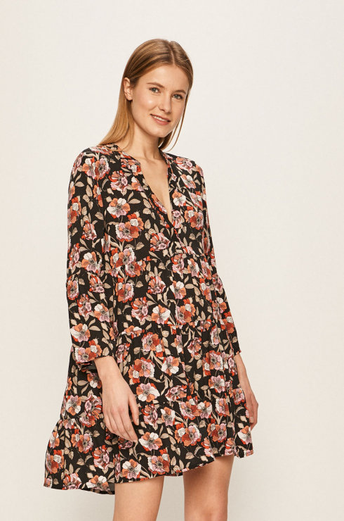 Najpiękniejsze sukienki na wiosnę, które kupicie online z rabatem Szaleństwa Zakupów