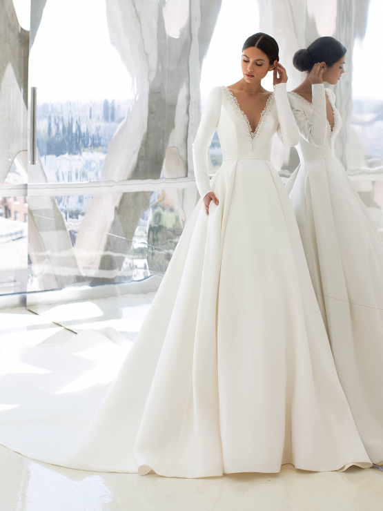 Suknie ślubne 2021: Pronovias