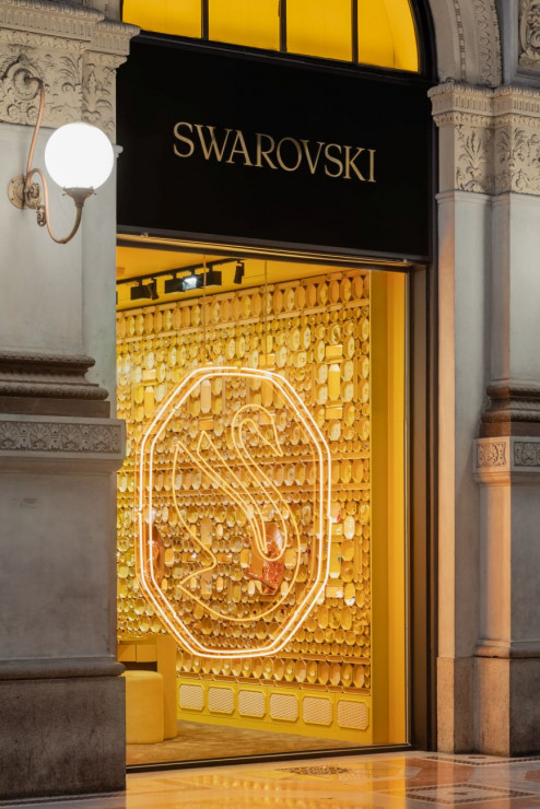 Nowy butik SWAROVSKIEGO w Mediolanie jak pudełko czekoladek