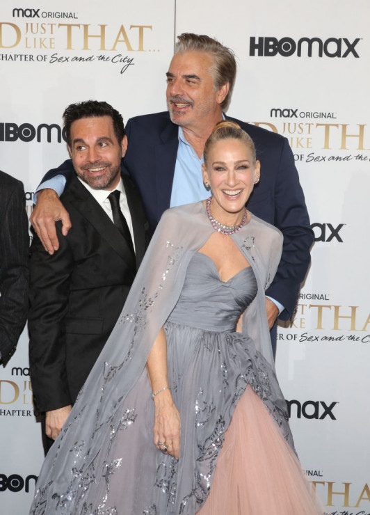 Mario Cantone, Chris Noth i Sarah Jessica Parker na premierze "And Just Like That"