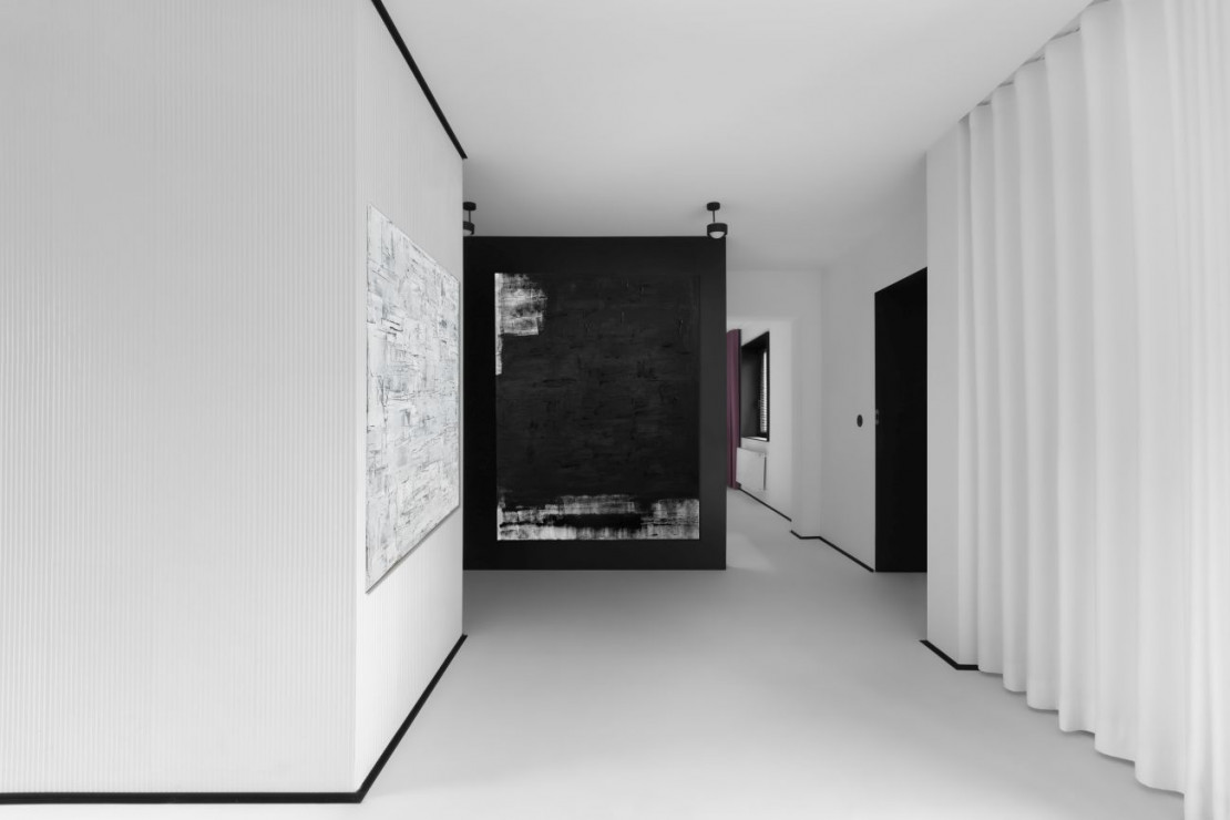 Graficzne wnętrza w domu pary architektów, projekt: Patrycja Śliż i Jakub Flisiak, Pracownia Architektury The Wall