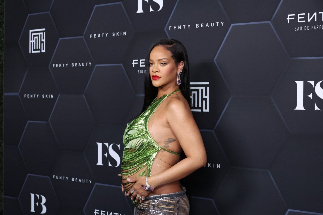 Rihanna w ciąży: ciązowe stylizacje Riri