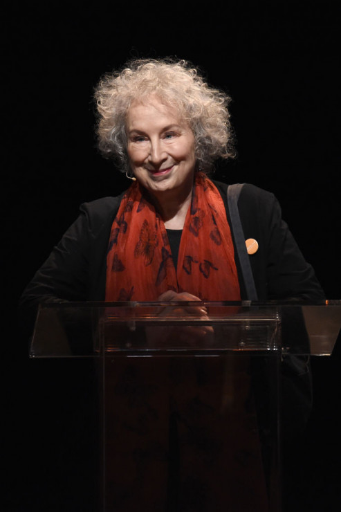 Margaret Atwood (79 lat)