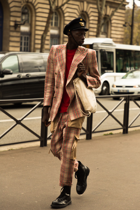 Paris Fashion Week: Męskie stylizacje z ulic Paryża