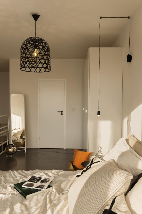 Mieszkanie z sypialnią na antresoli, Design: Architekt Magdalena Daszkiewicz, pracownia PRZESTRZENIE