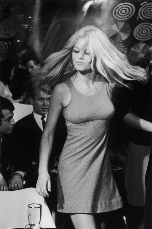 Brigitte Bardot – historia, kariera i styl ikony francuskiego kina