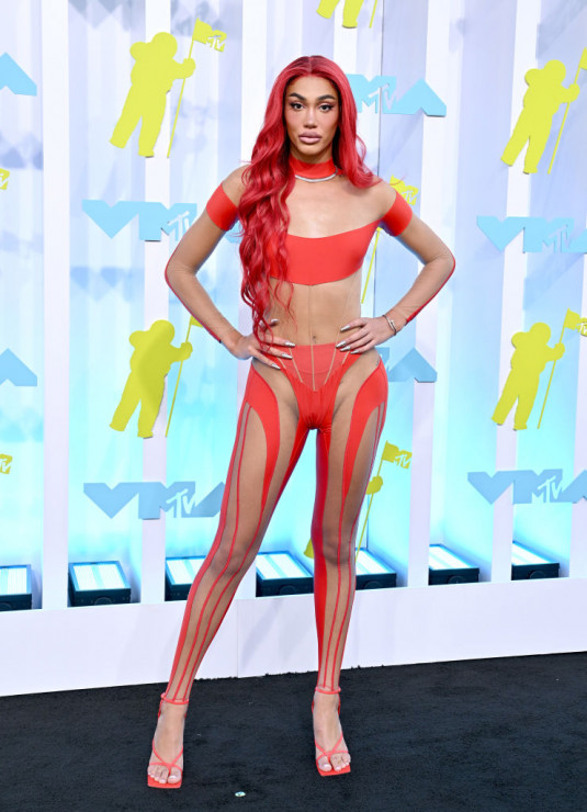 MTV VMA 2022: stylizacje gwiazd