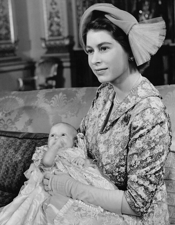 Księżniczka Elżbieta z córką Anną w Clarence House