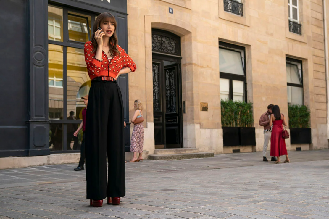"Emily w Paryżu 3": zobacz nowe zdjęcia z hitu Netflix