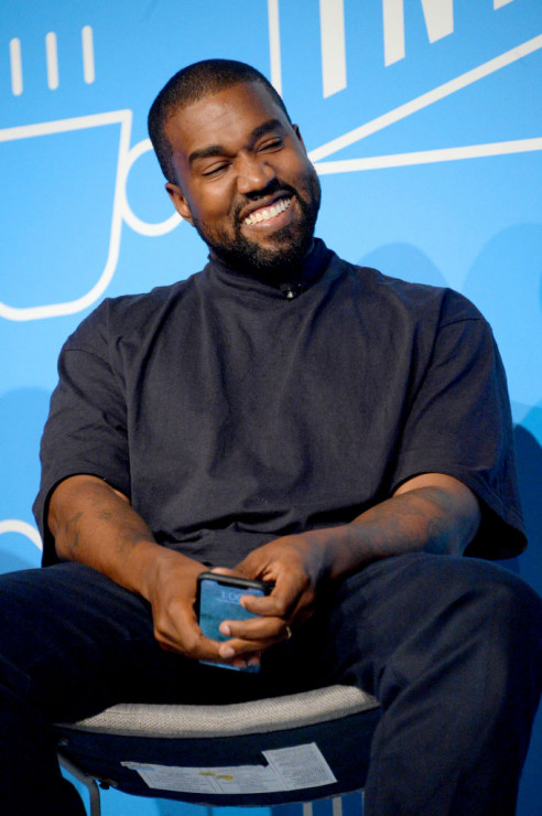 Kanye West zaprojektował bluzę z Janem Pawłem II