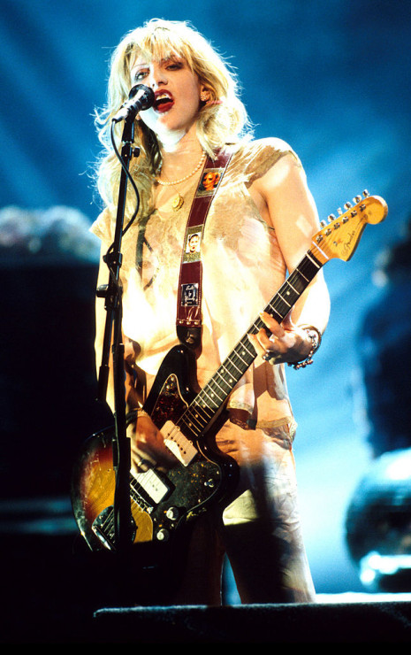 Courtney Love, 1990 rok