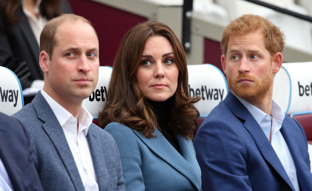 Kate Middleton czuje się „zraniona i zdradzona” przez Harry'ego i Meghan?