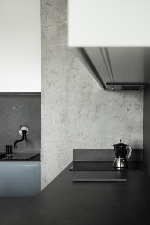 Betonowy minimalizm w mieszkaniu w warszawskich Włochach, projekt: Joanna Lemka-Wójcik z jlw studio