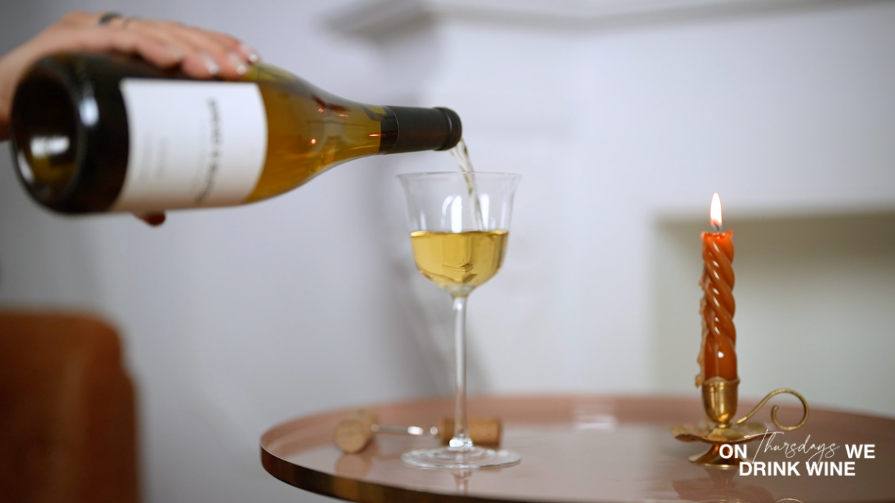The Odder Side w cyklu wideo "On Thursdays we drink wine"