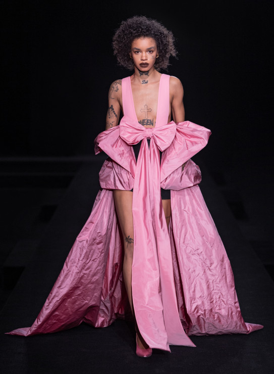 Valentino haute couture wiosna-lato 2023