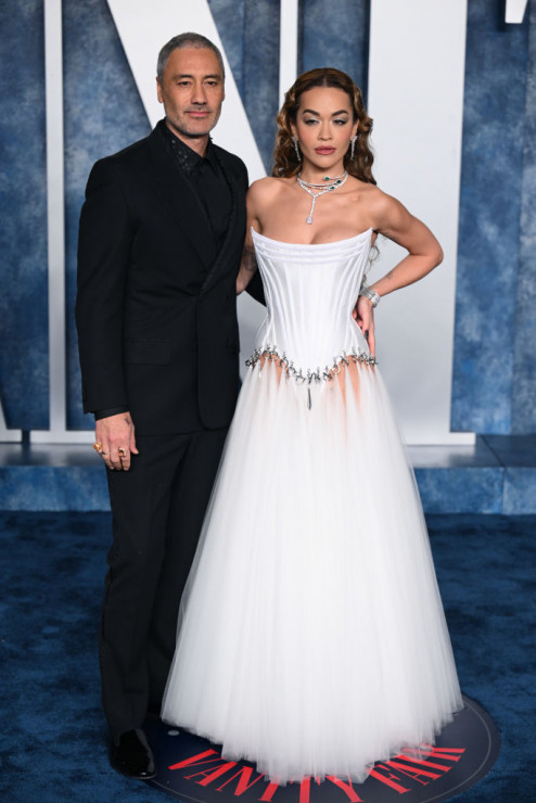 Vanity Fair Oscar Party 2023: Taika Waititi i Rita Ora