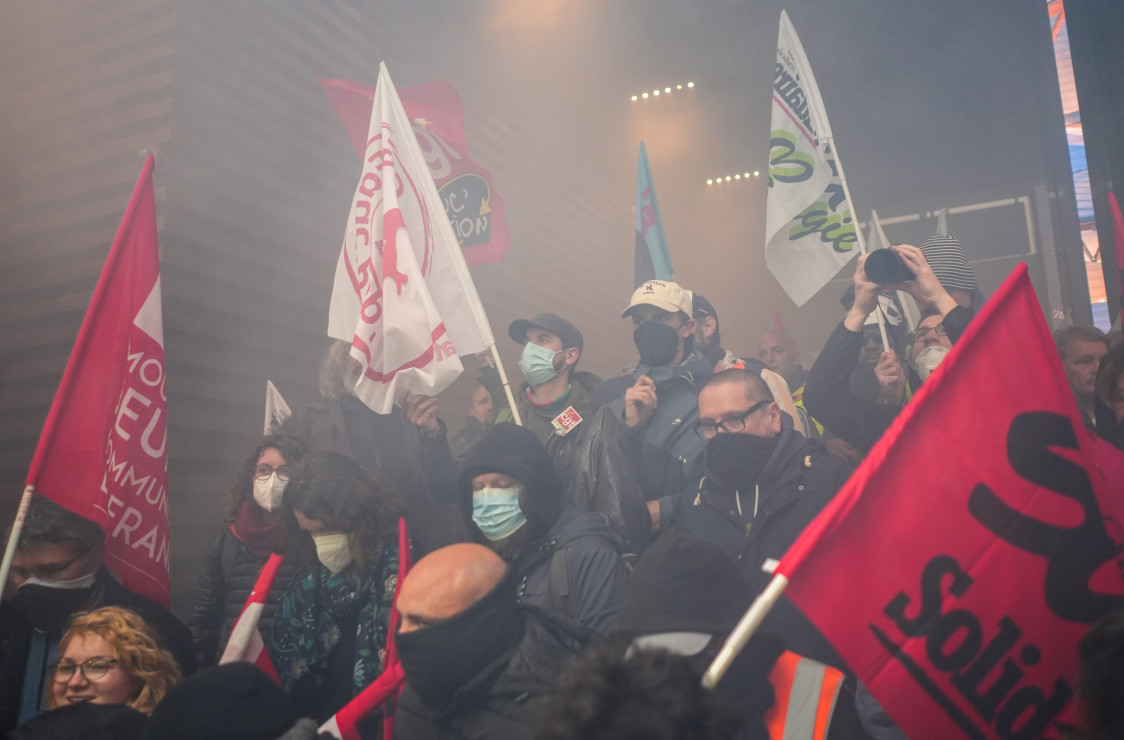 Protesty Francja: zaatakowano siedzibę LVMH