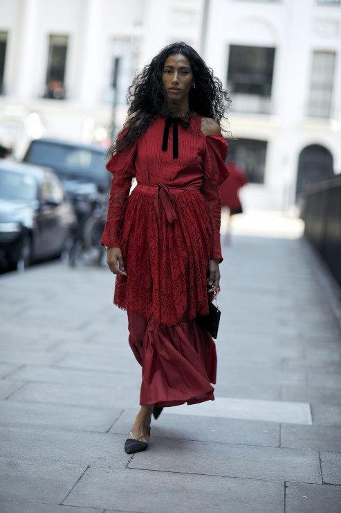Street fashion na London Fashion Week SS24