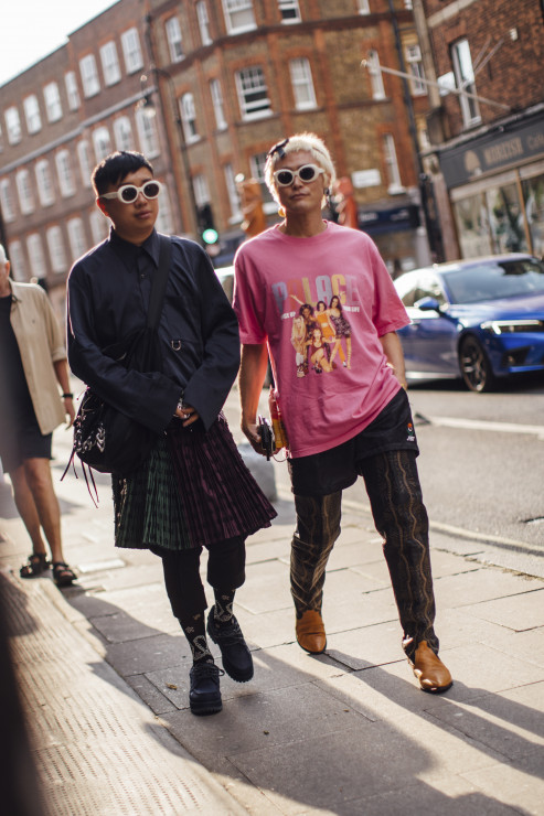 Street fashion na London Fashion Week SS24