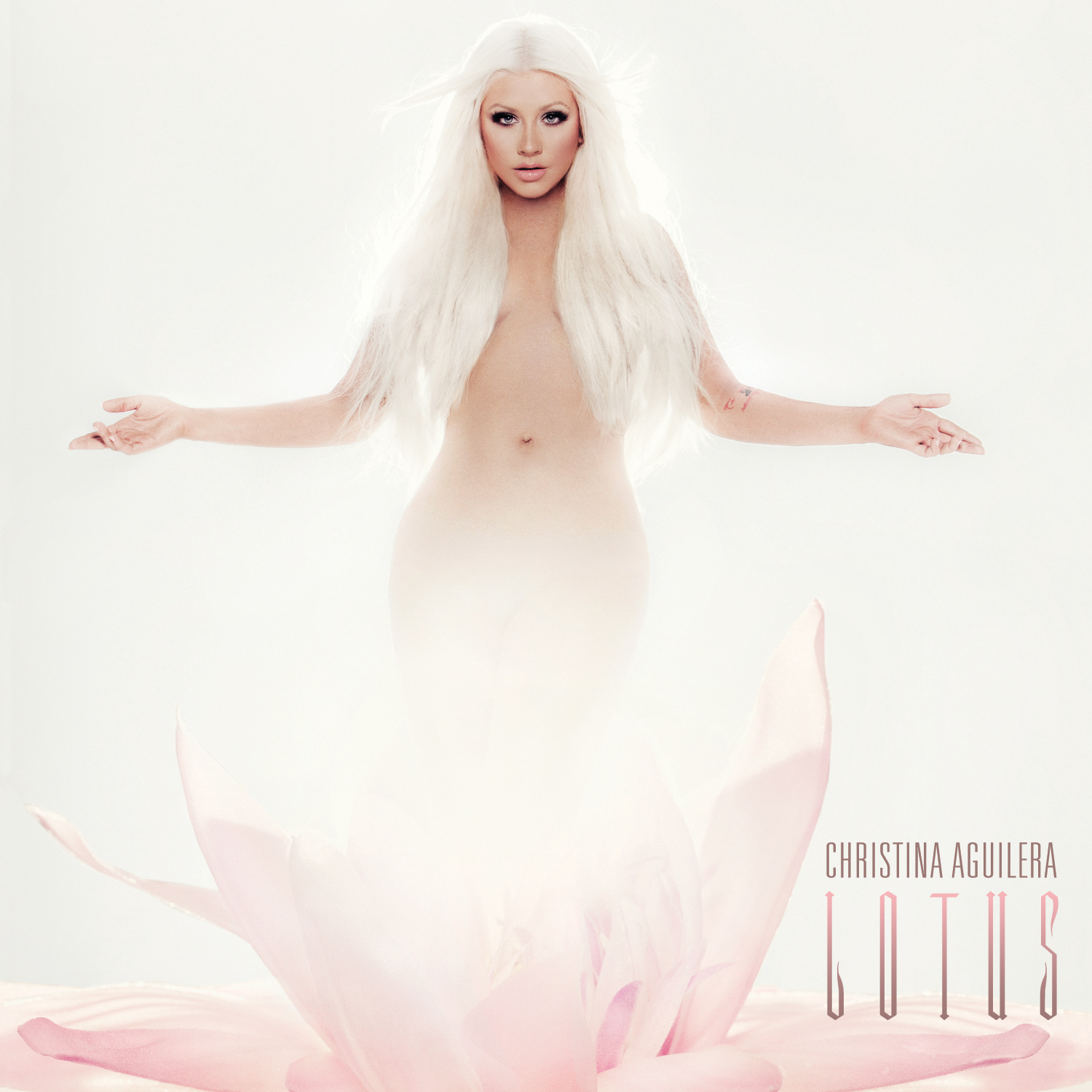 Christina Aguilera "Lotus" (fot. serwis prasowy)