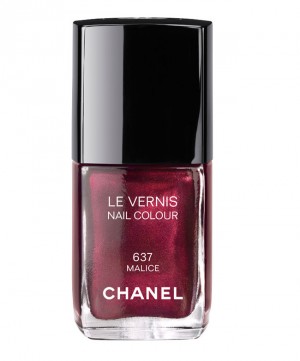 Lakiery do paznokci na zimę 2012: Chanel
